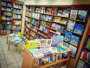 Το παιδικό μας βιβλιοπωλείο μέσα στo βιβλιοπωλείο των εκδόσεων Σταμούλη!